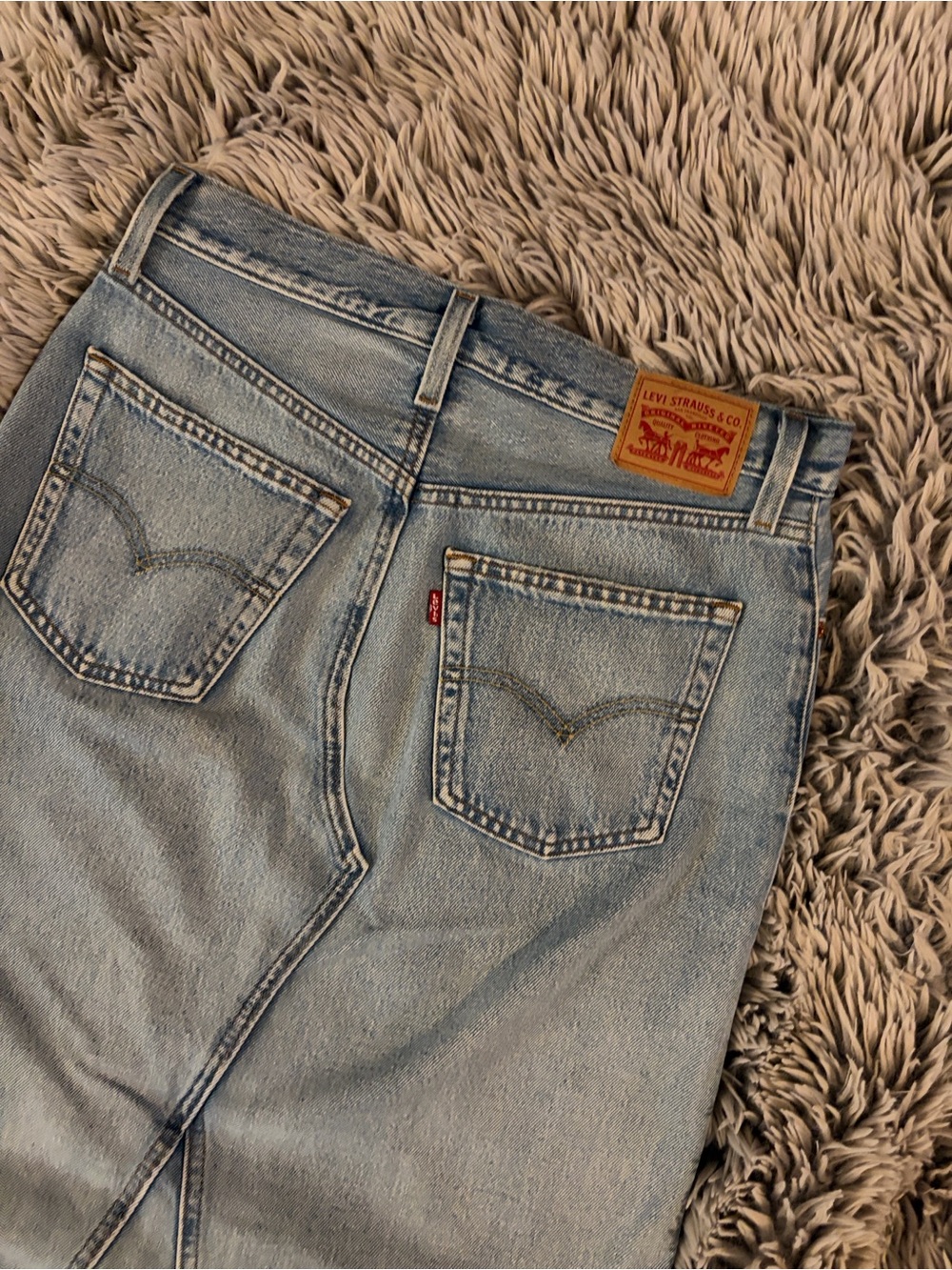 Levi's women’s “Long Icon Skirt”, light wash